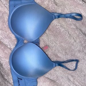 Victoria Secret Wear Everywhere Push-Up
